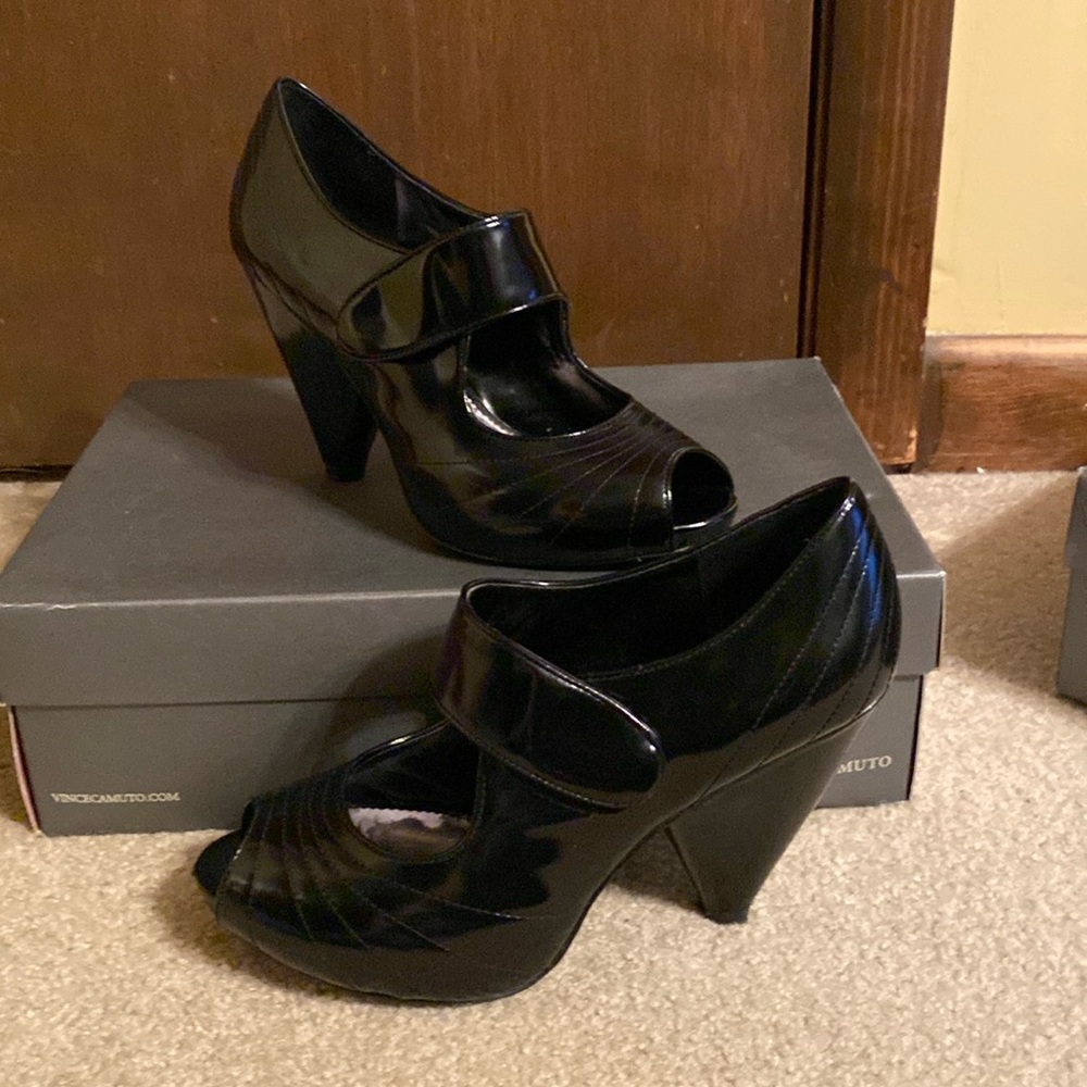 Vince Camuto Heels